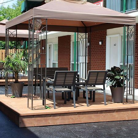 Motel Du Parc Secteur Hull Гатино Экстерьер фото